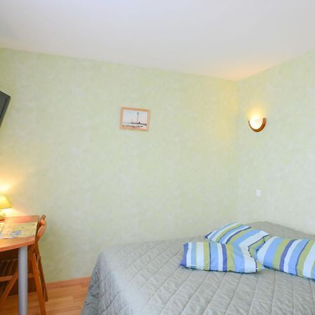 Au P'Tit Quinquin Hotel Le Val-Saint-Père Kültér fotó
