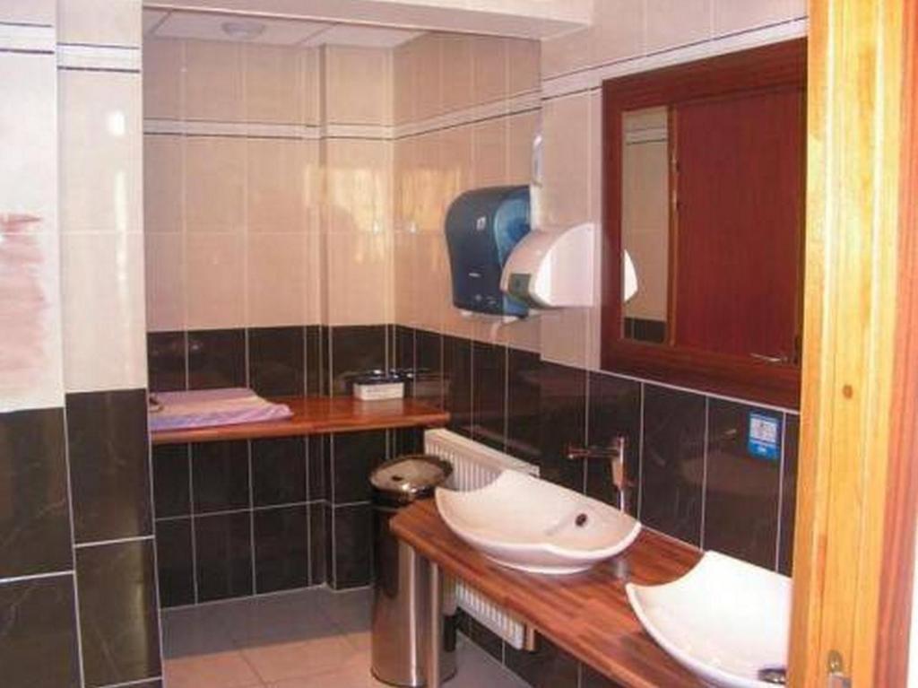Au P'Tit Quinquin Hotel Le Val-Saint-Père Kültér fotó