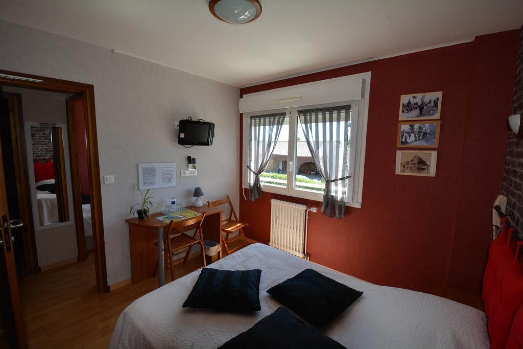 Au P'Tit Quinquin Hotel Le Val-Saint-Père Kültér fotó